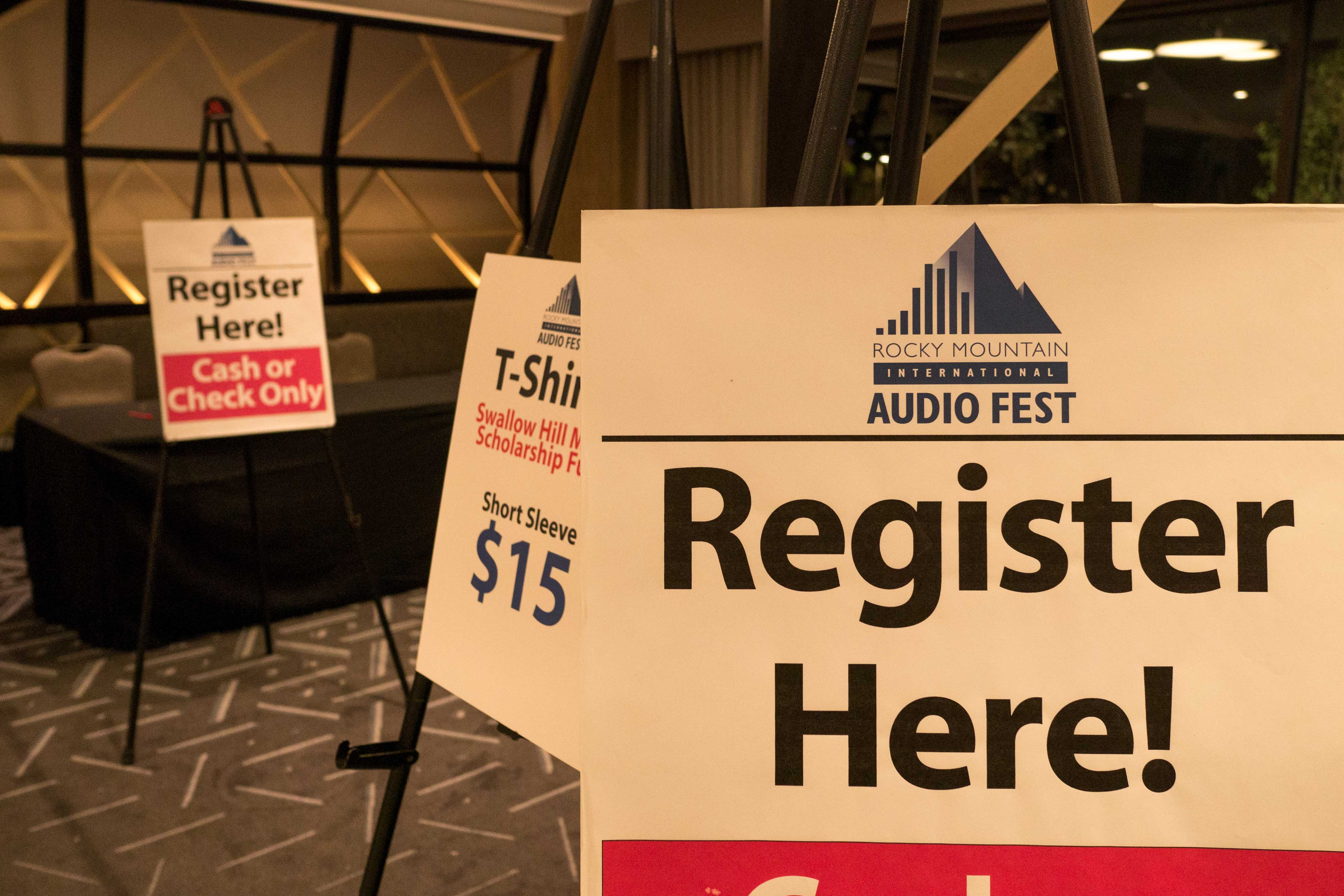 http://audiophilereview.com/images/rmaf2016-2-small-2.jpg